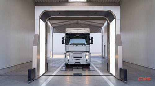 Truck centred under the DRAGATE PRO commercial inspection portal
